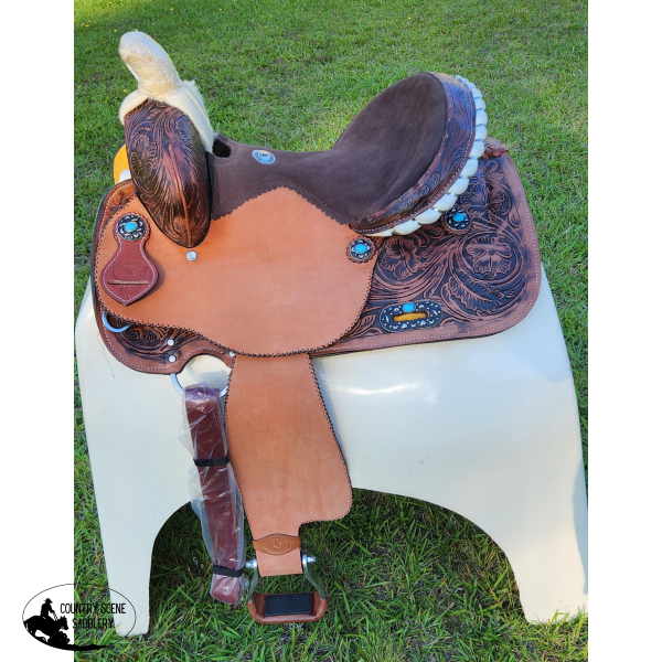14 15 16 Double T Barrel Saddle With Silver Laced Tan Rawhide Cantle Dot Border On Rough Out Fenders