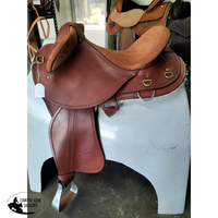 Competition Saddle With Flank D For Rear Cinch Fender Saddles